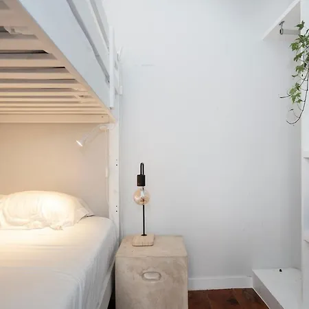 Cozy Bernardes 2bedroomapt With Ac Lisboa