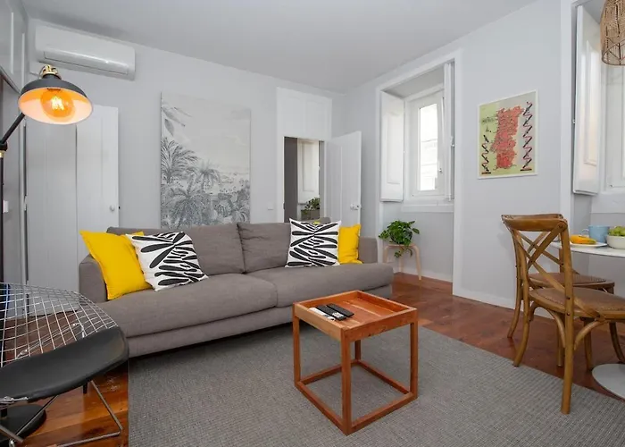 Apartment Cozy Bernardes 2bedroomapt With Ac Lisbon